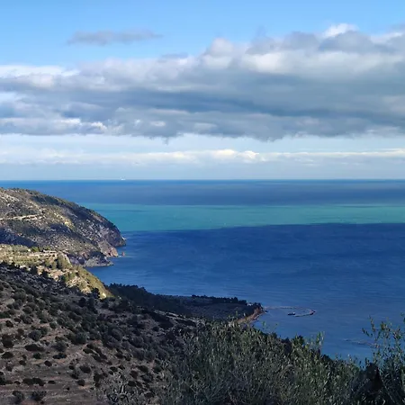 I Due Orizzonti Bed and Breakfast 3*